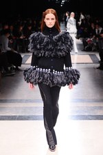 sacai 2013-14年秋冬コレクション - 新鮮なボリュームバランスで魅せるMIXフェミニン｜写真65