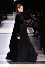 sacai 2013-14年秋冬コレクション - 新鮮なボリュームバランスで魅せるMIXフェミニン｜写真90