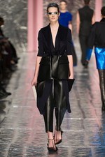 アクネ ストゥディオス 2013-14年秋冬コレクション - 構築的なシルエットとレイヤードで魅せたパリコレ初舞台｜写真6