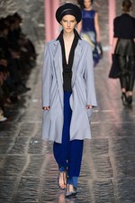 アクネ ストゥディオス 2013-14年秋冬コレクション - 構築的なシルエットとレイヤードで魅せたパリコレ初舞台｜写真8