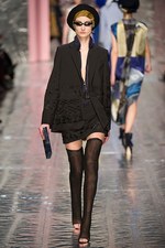 アクネ ストゥディオス 2013-14年秋冬コレクション - 構築的なシルエットとレイヤードで魅せたパリコレ初舞台｜写真11