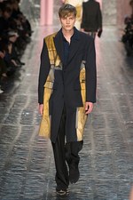 アクネ ストゥディオス 2013-14年秋冬コレクション - 構築的なシルエットとレイヤードで魅せたパリコレ初舞台｜写真13