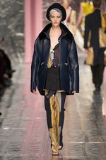 アクネ ストゥディオス 2013-14年秋冬コレクション - 構築的なシルエットとレイヤードで魅せたパリコレ初舞台｜写真16