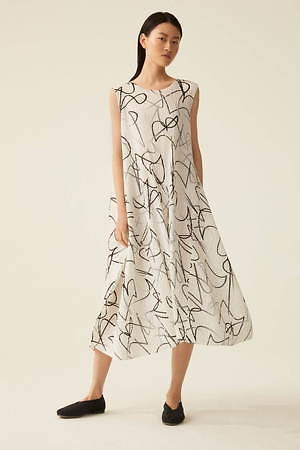 プリーツ プリーズ イッセイ ミヤケ(PLEATS PLEASE ISSEY MIYAKE) 2020-21年秋冬ウィメンズコレクション  - 写真8