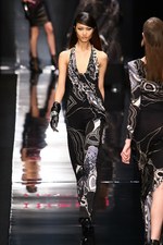 レオナール(LEONARD) 2013-14年秋冬コレクション - 洗練された大人の魅力をアーバンに｜写真5