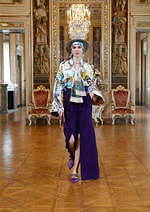 ドルチェ＆ガッバーナ アルタ モーダ 2020-21秋冬コレクション、美しい土地へ旅に出る｜写真36