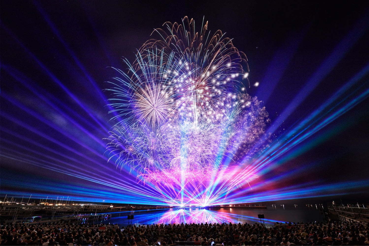 ハウステンボス「九州一花火大会」