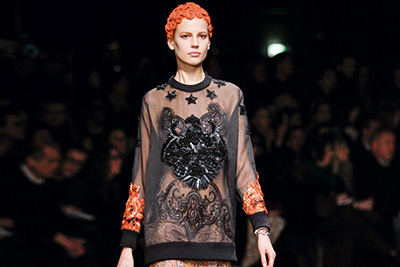 ジバンシィ バイ リカルド ティッシ 2013-14年秋冬コレクション - 情熱のフェミニティとマスキュリンの遭遇