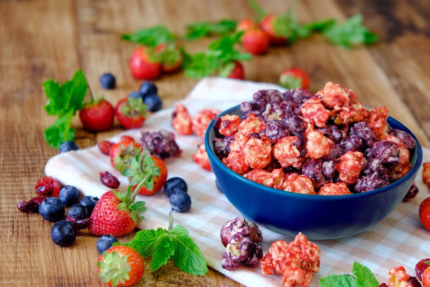 おつまみ｜ギャレットポップコーン夏限定「トリプルベリー キャラメルクリスプ」3種のベリー×ほろ苦キャラメル