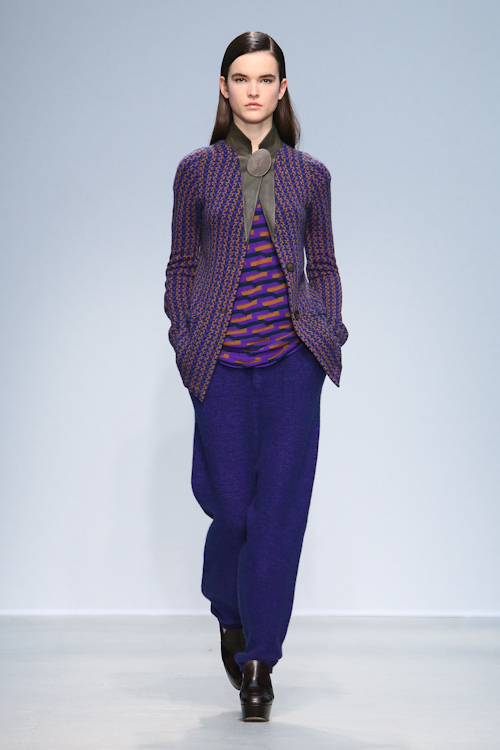 アリュード(ALLUDE) 2013-14年秋冬ウィメンズ&メンズコレクション  - 写真15