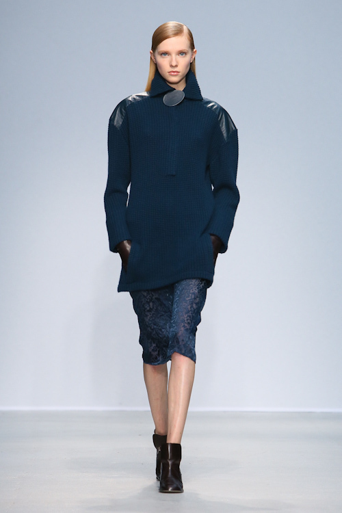 アリュード(ALLUDE) 2013-14年秋冬ウィメンズ&メンズコレクション シルエット - 写真31