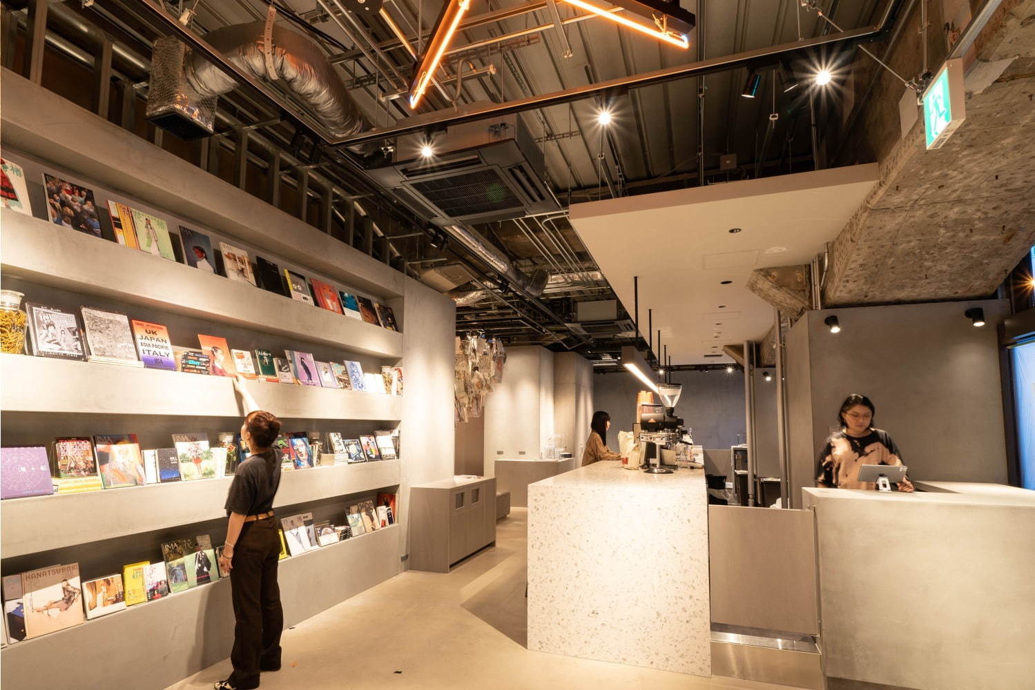 “泊まれる本屋”の新業態、本がテーマのカフェが東京に - 有名店のカフェメニュー＆貸借自由の本棚｜写真8