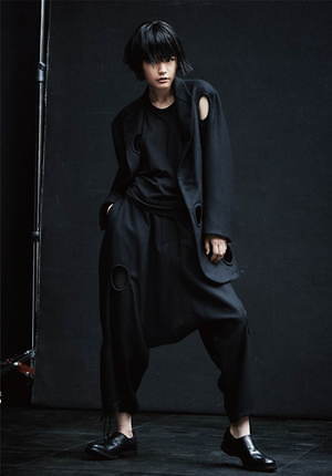 ビー ヨウジヤマモト(B Yohji Yamamoto) 2020-21年秋冬ウィメンズコレクション  - 写真15