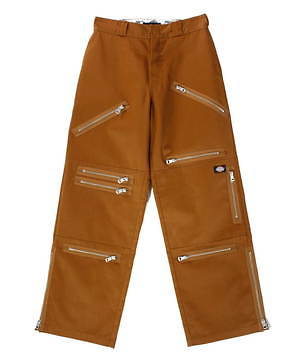 マイン×ディッキーズのコラボパンツ、フロント＆バックにジップを配 