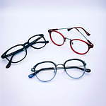 Y's初のアイウェアがデビュー、異素材組み合わせやアシンメトリーなどジェンダーレスなメガネ｜写真1