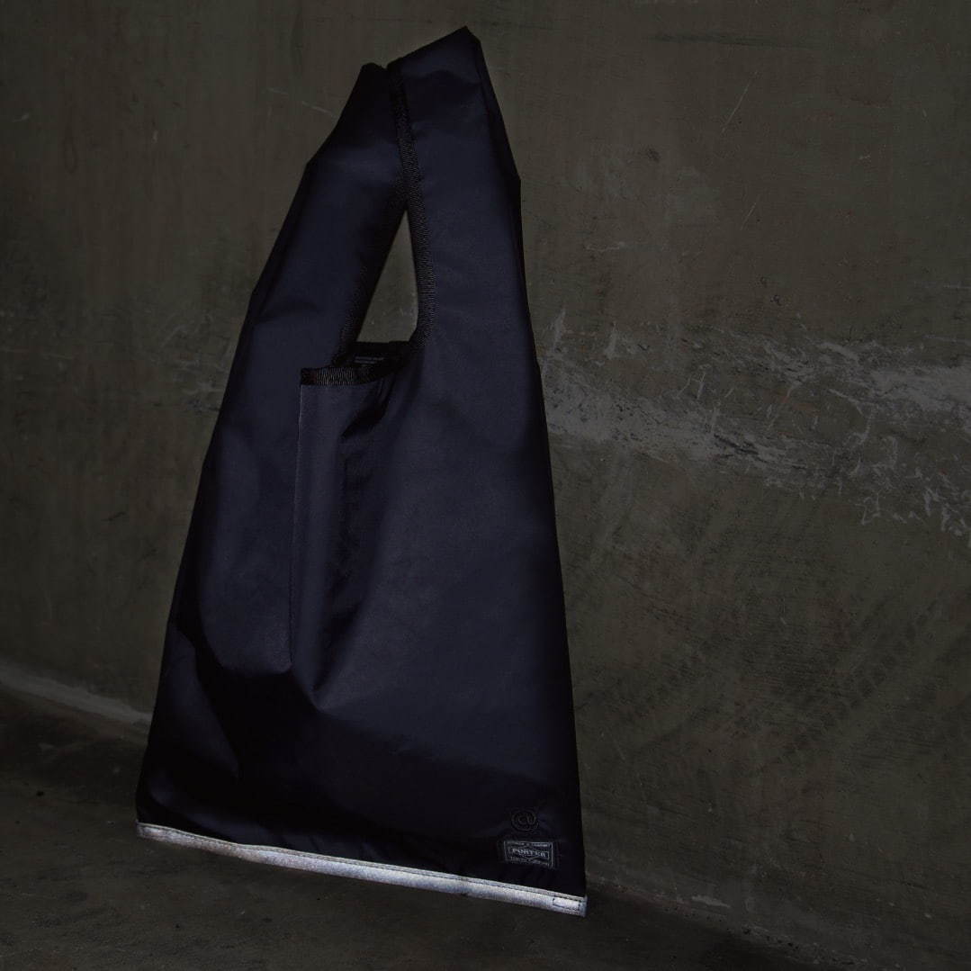 ポーター×ベアブリックのウェストバッグ＆ショッピングバッグ、暗闇で際立つリフレクティブ素材採用｜写真10