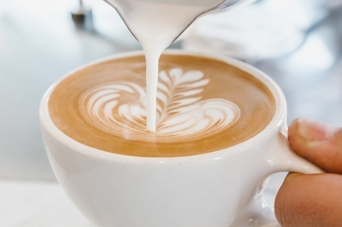 ブルーボトルコーヒー、京都木屋町にエリア3店舗目のカフェ - 立誠ガーデン ヒューリック京都内に