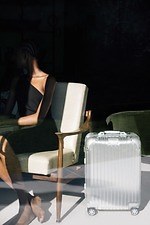 リモワ“くすみブルー＆深みベリー”色の新スーツケース、渋谷パルコに限定ストアも｜写真2