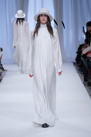 アン ドゥムルメステール(ANN DEMEULEMEESTER) 2013-14年秋冬ウィメンズコレクション  - 写真3