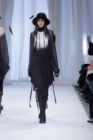アン ドゥムルメステール(ANN DEMEULEMEESTER) 2013-14年秋冬ウィメンズコレクション  - 写真10