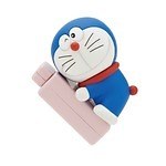 ドラえもん「ぎゅっと抱きつきケーブルカバー」漫画版セワシ＆ドラえもんらが、充電ケーブル断線予防｜写真2