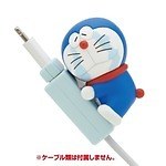 ドラえもん「ぎゅっと抱きつきケーブルカバー」漫画版セワシ＆ドラえもんらが、充電ケーブル断線予防｜写真1