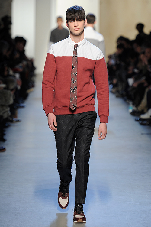 クリスヴァンアッシュ(KRISVANASSCHE) 2013-14年秋冬メンズコレクション  - 写真15