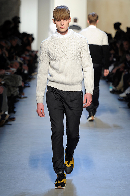 クリスヴァンアッシュ(KRISVANASSCHE) 2013-14年秋冬メンズコレクション  - 写真26