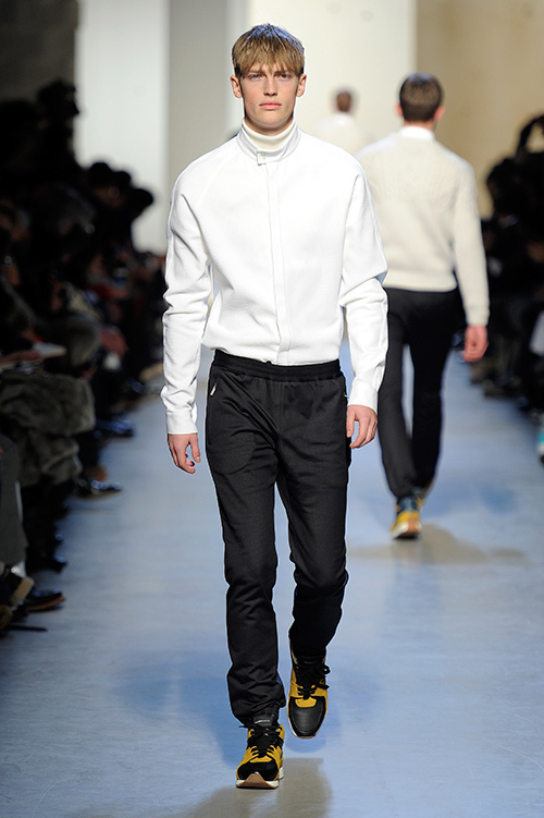 クリスヴァンアッシュ(KRISVANASSCHE) 2013-14年秋冬メンズコレクション  - 写真27