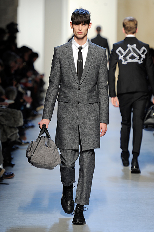 クリスヴァンアッシュ(KRISVANASSCHE) 2013-14年秋冬メンズコレクション  - 写真30