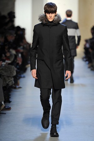 クリスヴァンアッシュ(KRISVANASSCHE) 2013-14年秋冬メンズコレクション  - 写真9
