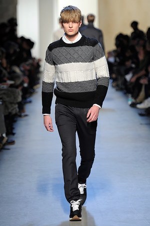 クリスヴァンアッシュ(KRISVANASSCHE) 2013-14年秋冬メンズコレクション  - 写真24