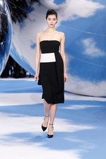 Dior 2013-14年秋冬コレクション - シュールレアリズムとムッシュ ディオールに想いを馳せて｜写真38