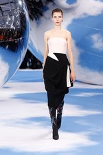 Dior 2013-14年秋冬コレクション - シュールレアリズムとムッシュ ディオールに想いを馳せて｜写真39