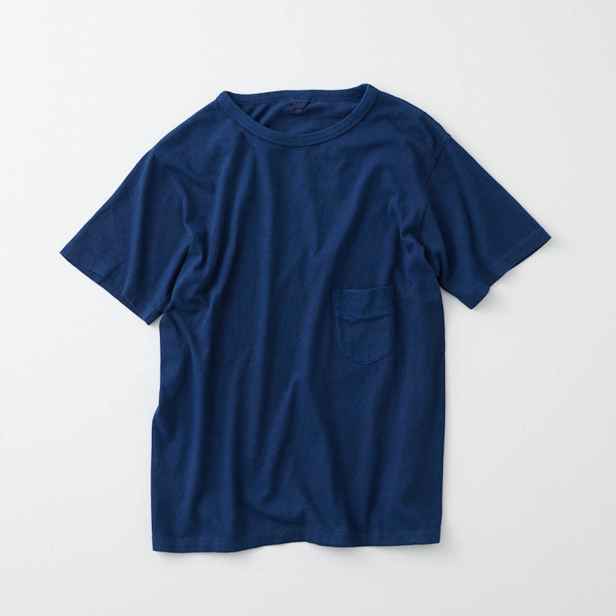 フィルメランジェ×藍染め職人集団リトマスの“タイダイ”Tシャツ、ジーンズのように経年変化｜写真9
