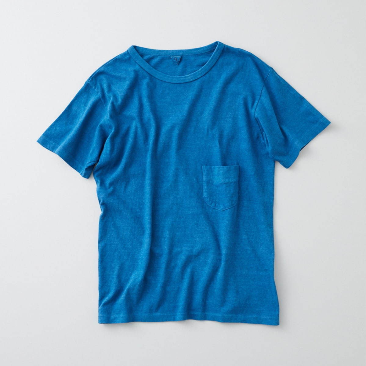 フィルメランジェ×藍染め職人集団リトマスの“タイダイ”Tシャツ、ジーンズのように経年変化｜写真7
