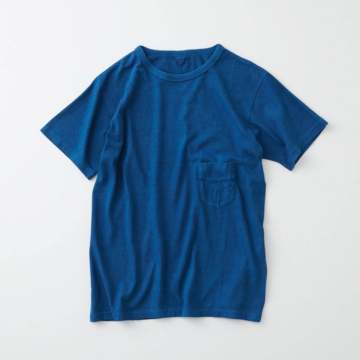 フィルメランジェ×藍染め職人集団リトマスの“タイダイ”Tシャツ、ジーンズのように経年変化｜写真8