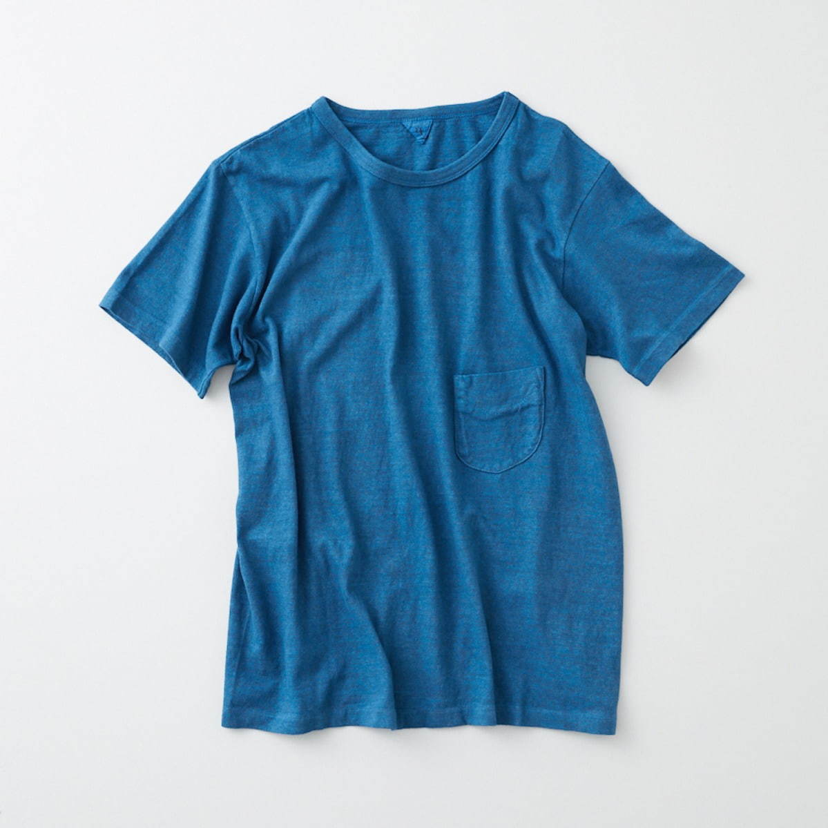 フィルメランジェ×藍染め職人集団リトマスの“タイダイ”Tシャツ、ジーンズのように経年変化｜写真13