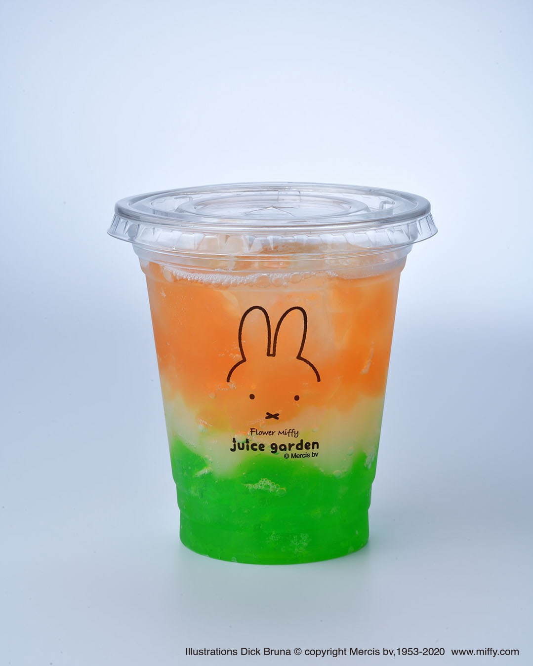 カラフルゼリーソーダ ガーベラ 580円＋税
(オレンジゼリー、カルピスゼリー、グリーンパインゼリー)