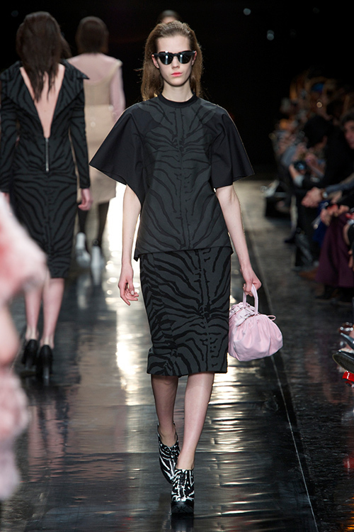カルヴェン 2013-14年秋冬<span>コレクション</span> - 写真17