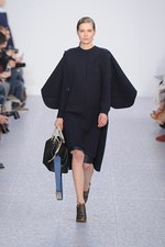 クロエ(Chloé) 2013-14年秋冬コレクション - 秘められた少女性と意志の強さを込めて｜写真5
