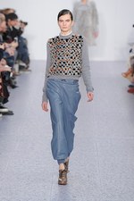クロエ(Chloé) 2013-14年秋冬コレクション - 秘められた少女性と意志の強さを込めて｜写真10