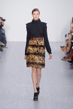 クロエ(Chloé) 2013-14年秋冬コレクション - 秘められた少女性と意志の強さを込めて｜写真26