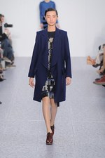 クロエ(Chloé) 2013-14年秋冬コレクション - 秘められた少女性と意志の強さを込めて｜写真31