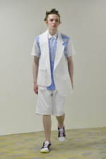 コム デ ギャルソン・シャツ 2021春夏コレクション -“シャツ”の概念を超え、深化と進化を進める｜写真24