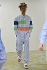 コム デ ギャルソン・シャツ 2021春夏コレクション -“シャツ”の概念を超え、深化と進化を進める｜写真29