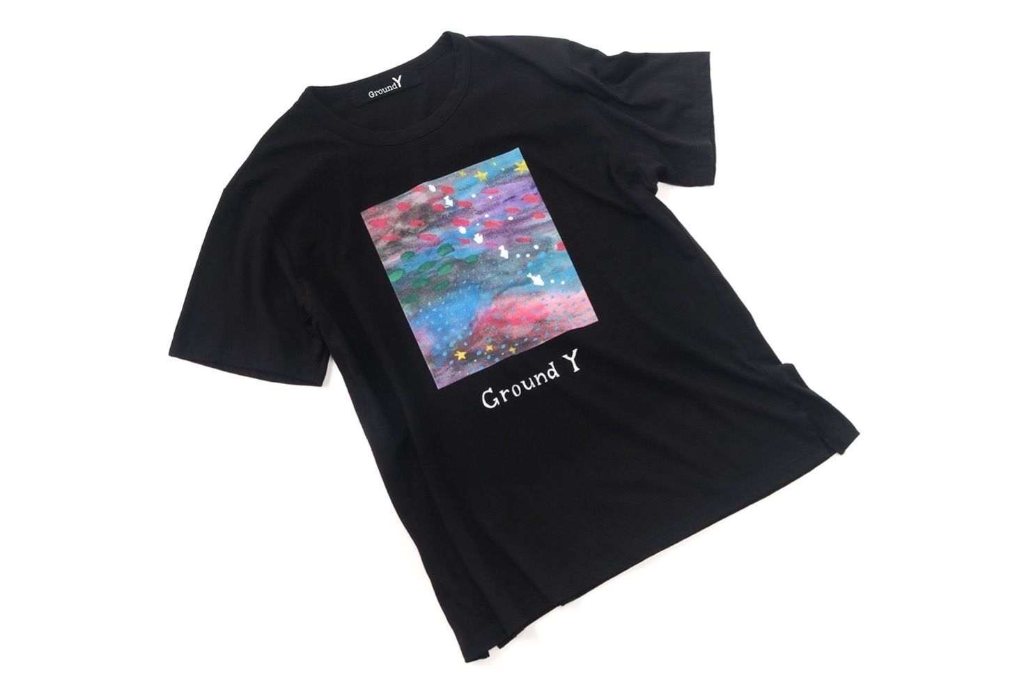 Ground Y“夢の中”などのイラストを施したTシャツ、深川麻衣の描き ...
