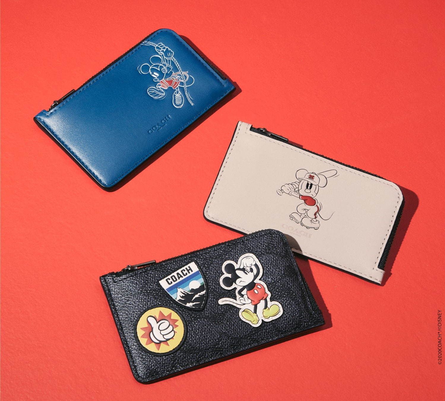 上から) DISNEY x COACH Climbing L Zip Card Case 19,000円＋税
DISNEY x COACH Baseball L Zip Card Case 19,000円＋税
DISNEY x COACH Signature L Zip Card Case WithDisney 19,000円＋税