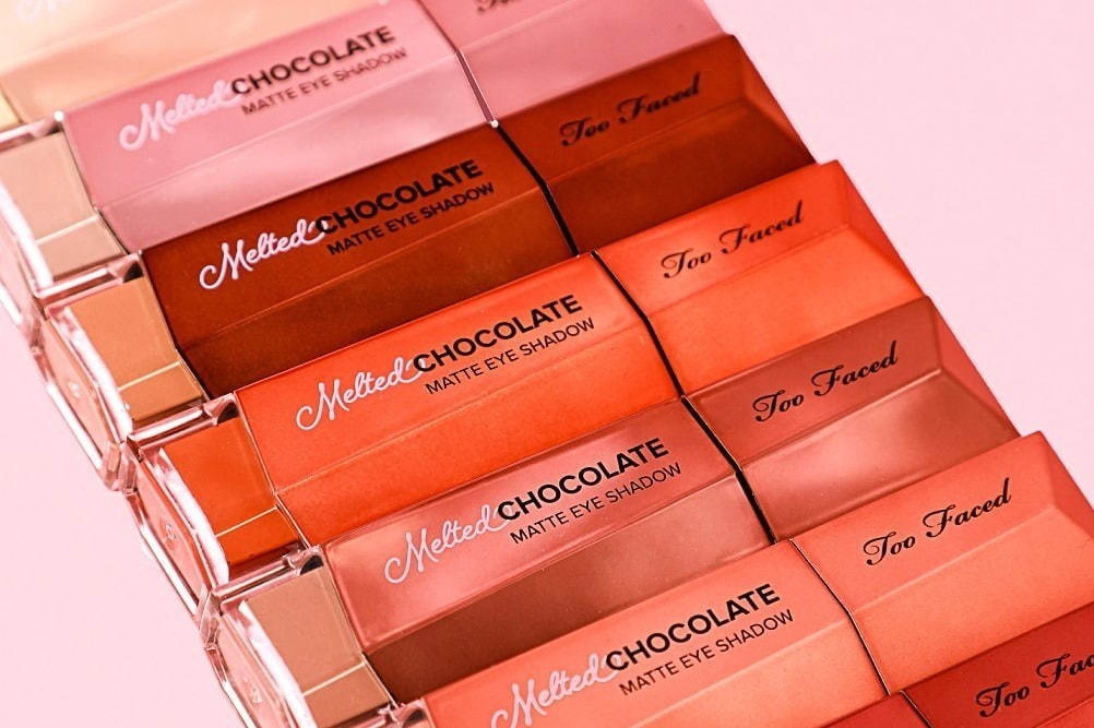 アイシャドー｜トゥーフェイスドの香り付き“チョコレート”アイシャドウ、ホイップ質感で簡単グラデアイに