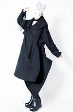 アリスアウアア 2020年秋冬コレクション - 記憶の手触り、波打つ時間の襞｜写真3